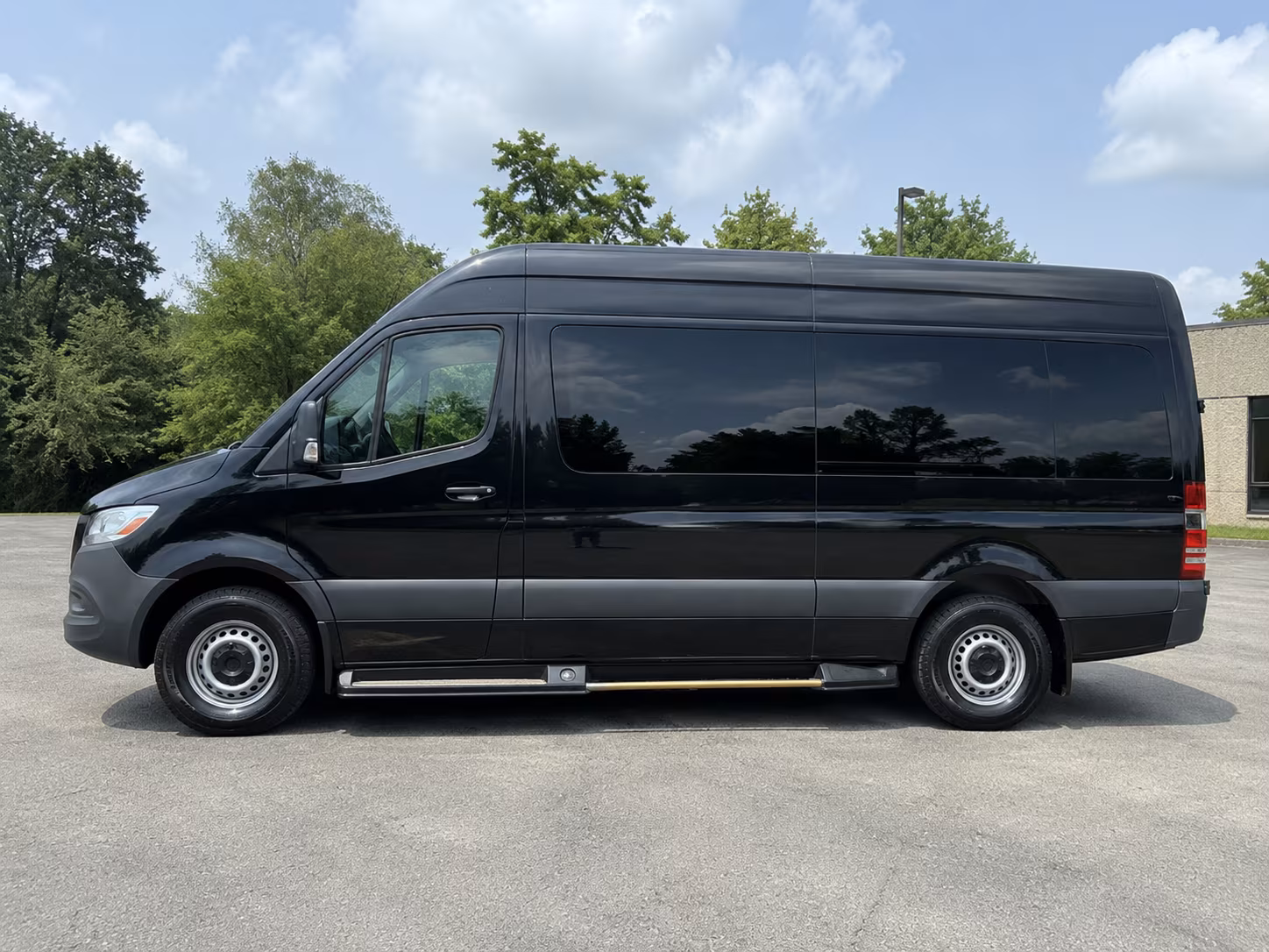 find the perfect transportation for your next corporate event 5
