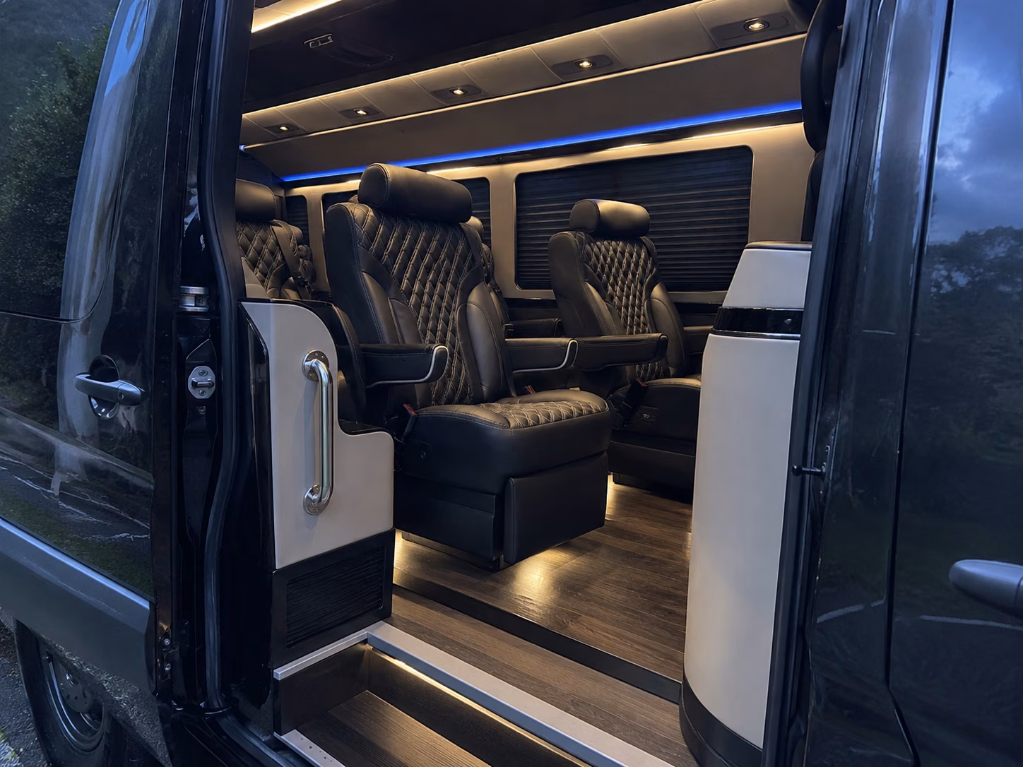 montgomery 8 passenger sprinter van interior