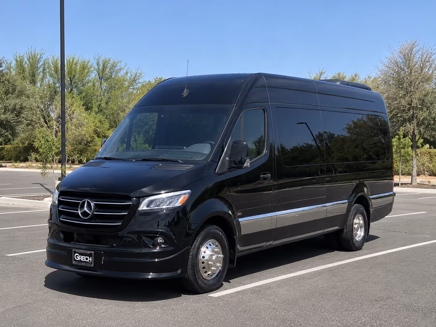 transportation serving montgomery and nearby cities